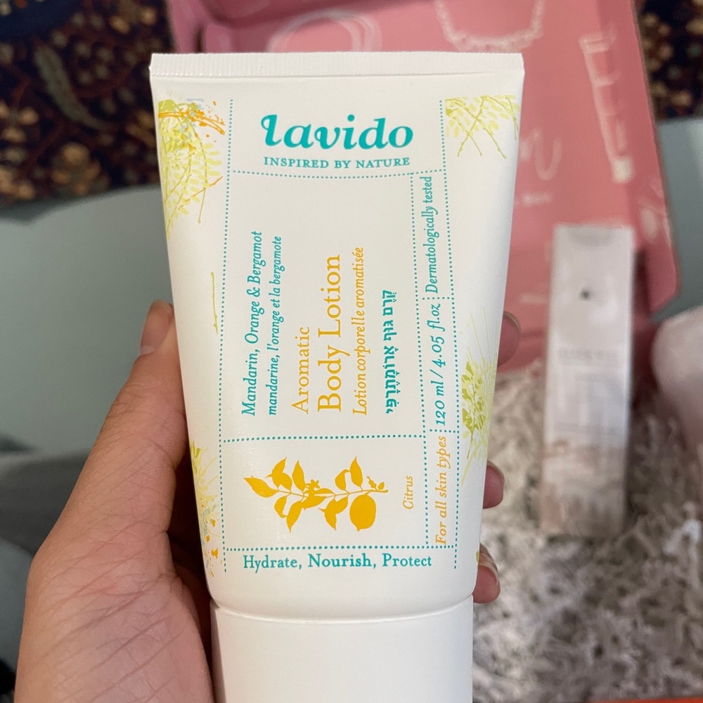 FabFitFun Box - Picture 3 of 6